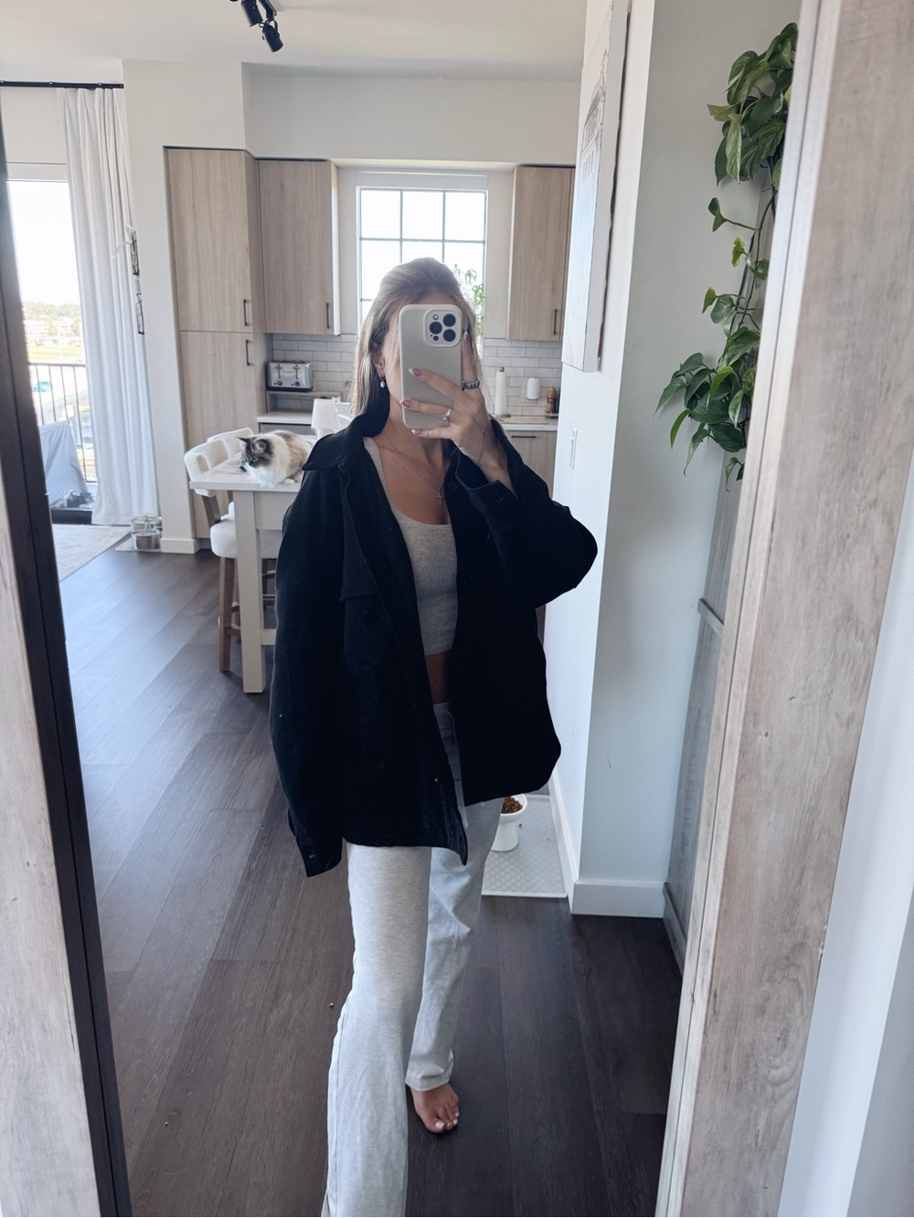 Zara Men’s Black Oversized Utility Jacket (Size XL)